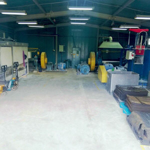 შავი და ნაცრისფერი რეზინის ნარევების ნიმუშები